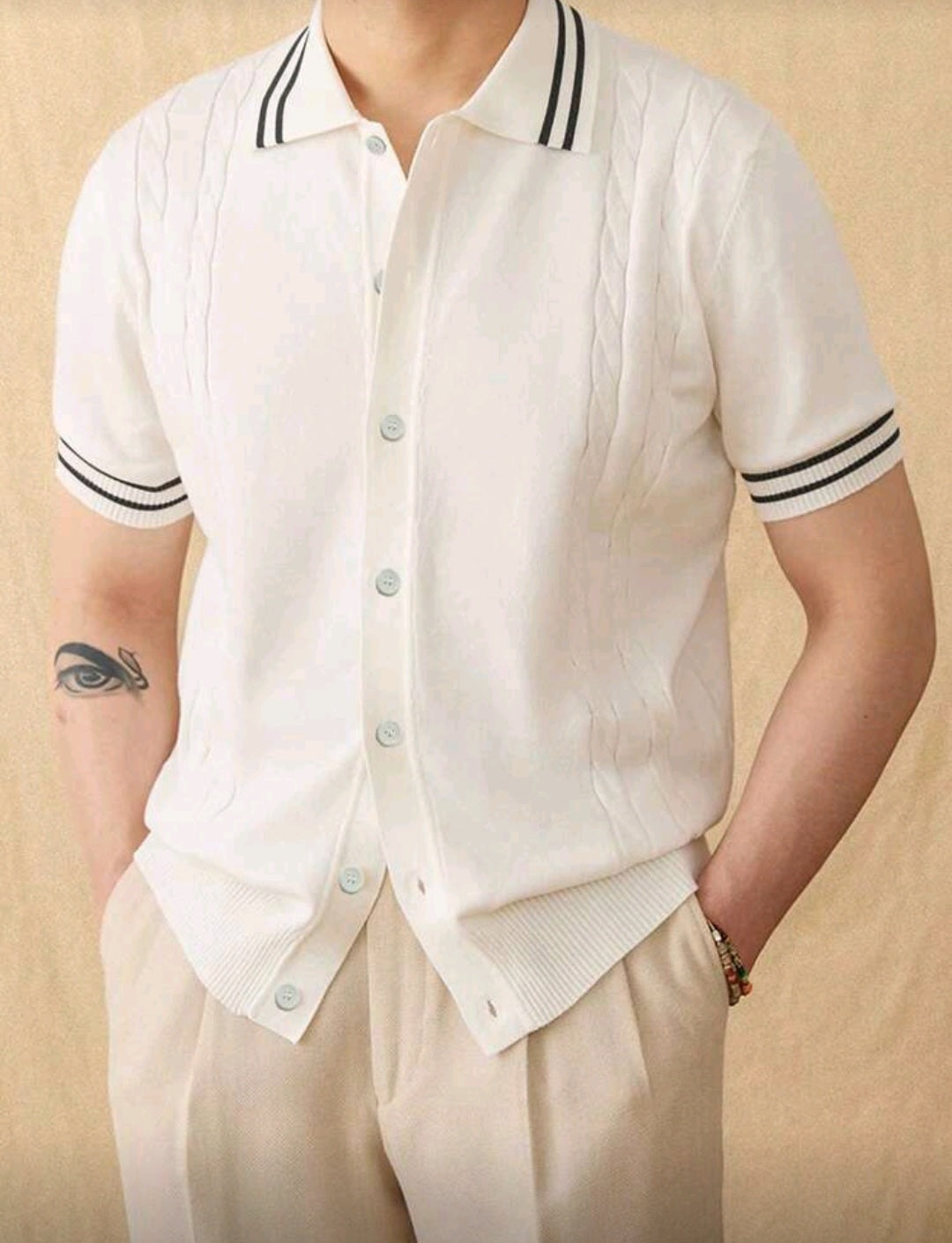 Cuello polo botones