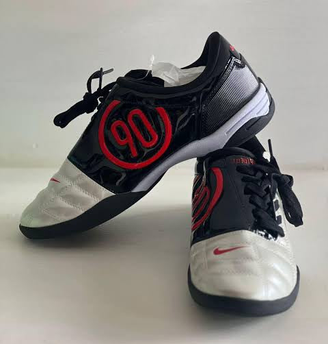 Nike total 90III